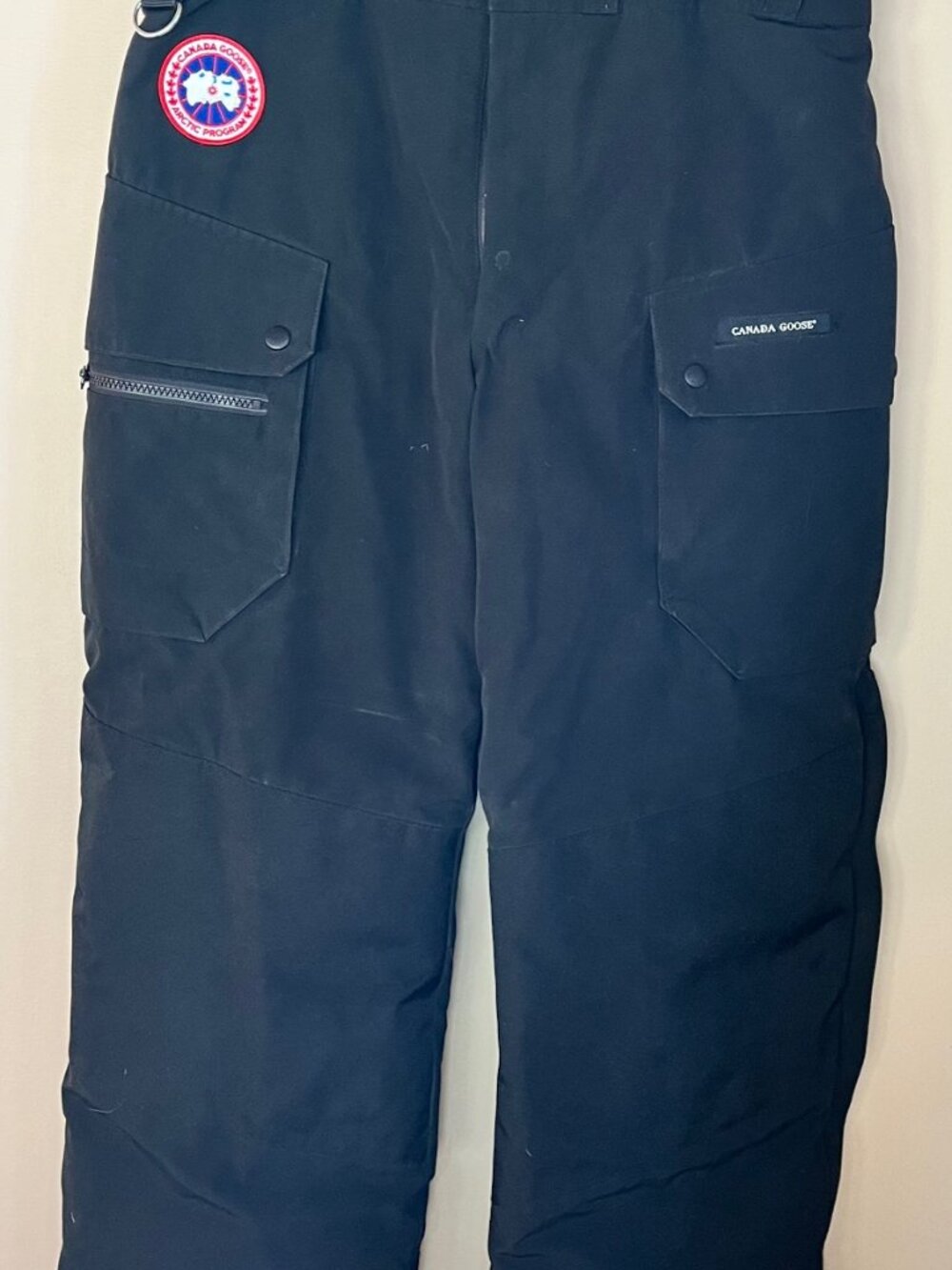 Canada Goose Womens Down Tundra Cargo Pant - Like New Never Worn  Medium - Picture 3 of 4